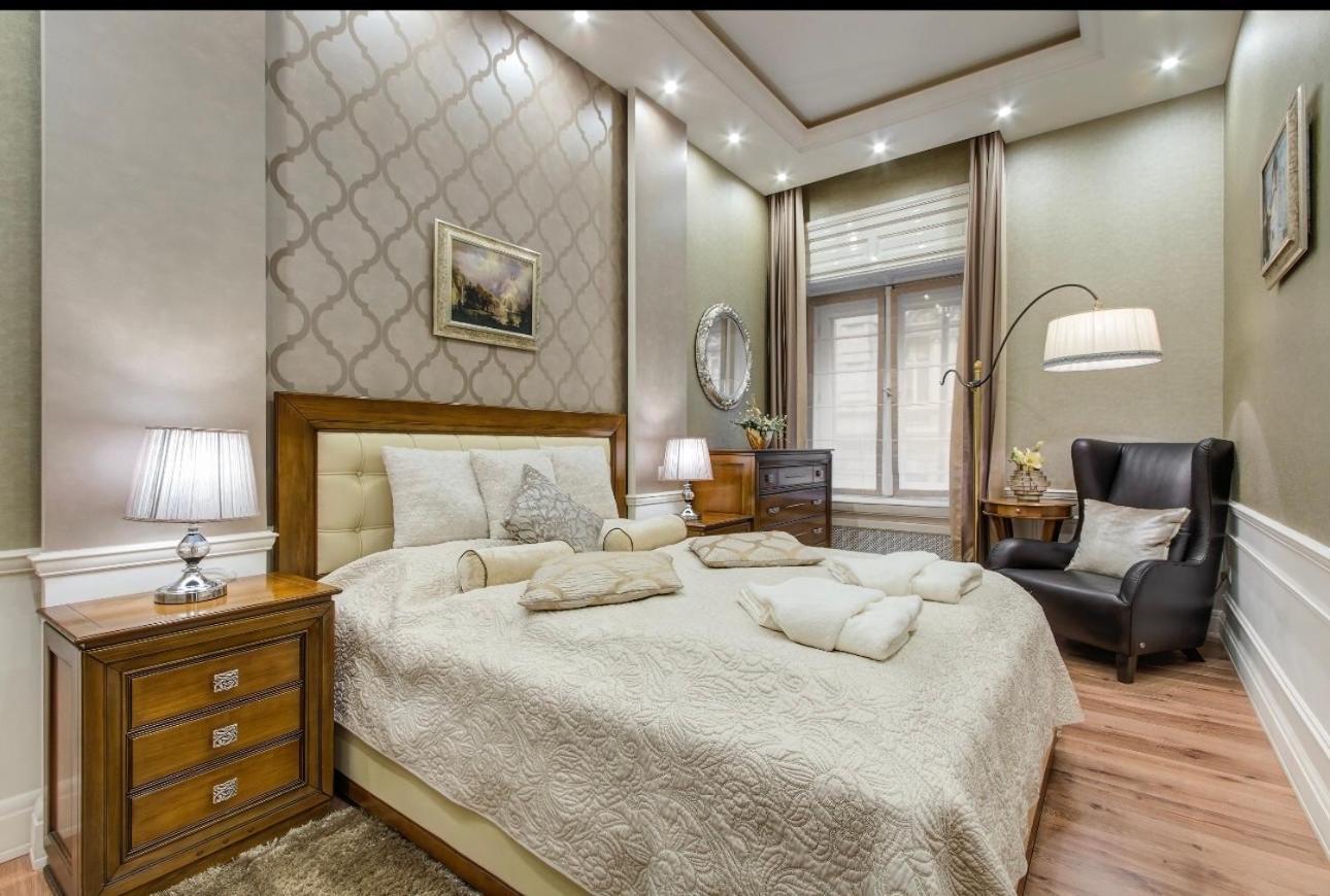 Downtown Royal De Lux Apartment Будапеща Екстериор снимка