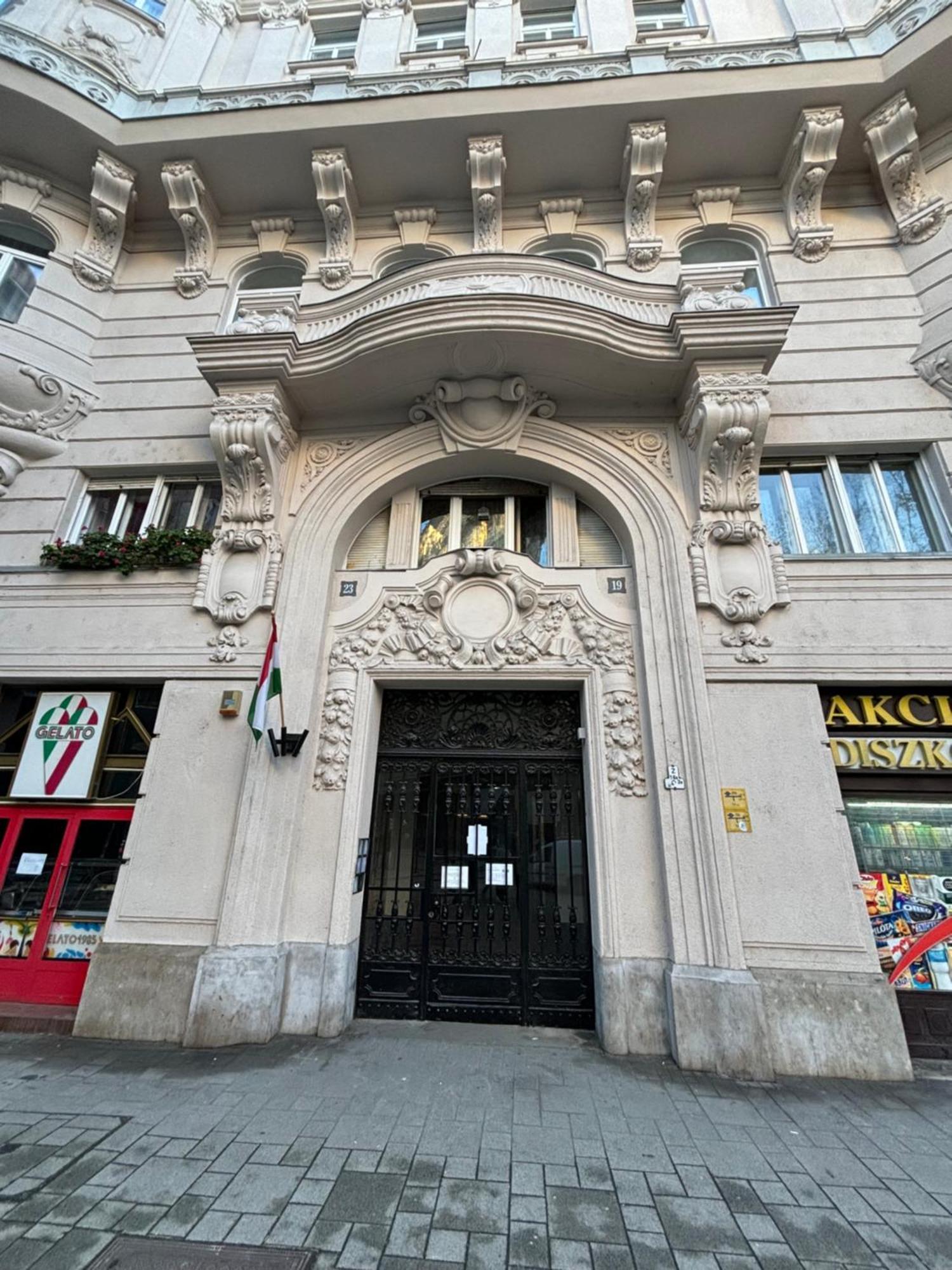 Downtown Royal De Lux Apartment Будапеща Екстериор снимка